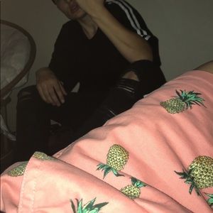 pineapple shorts
